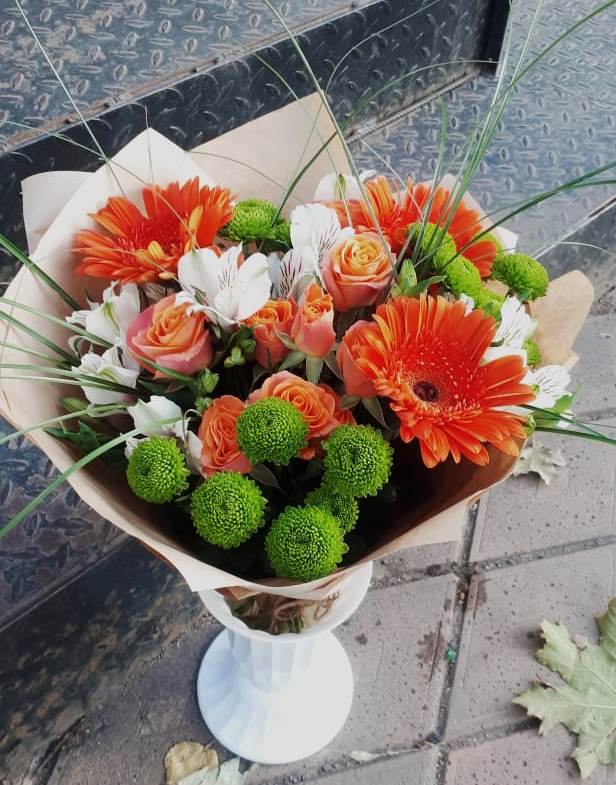 Букет цветов из: Герберы, Хризантемы, Альстромерии и Розы в Шатрово