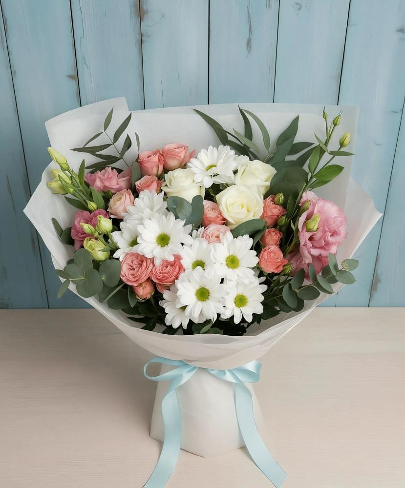 Букет цветов из: Розы, Лизиантусы и Хризантемы в Шатрово