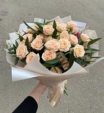 Букет Кремовые розы Латте в Шатрово