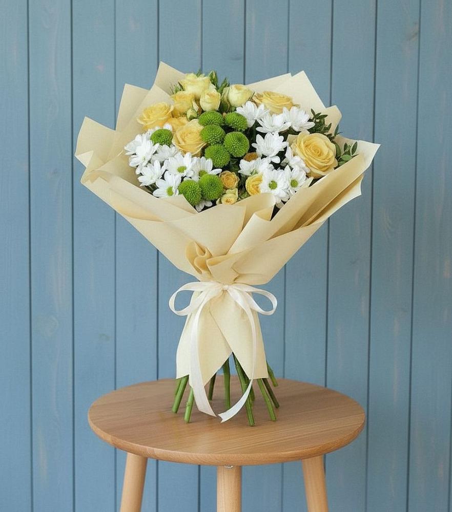 Букет цветов из: Хризантемы и Розы в Шатрово