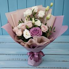 Букет цветов из:  Розы и Лизиантусы в Шатрово