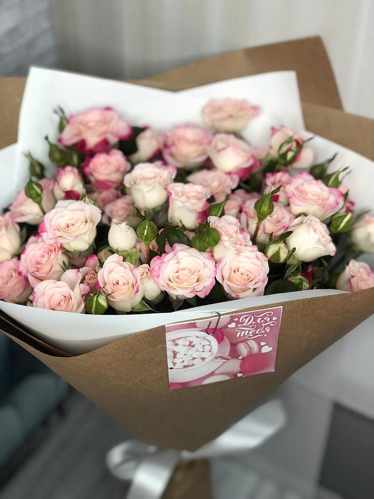 Букет цветов из: Розы в Шатрово