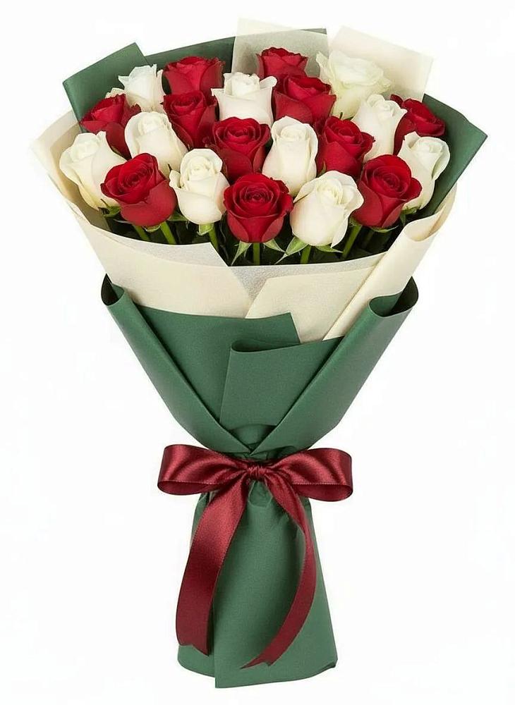 Букет Микс из красных и белых роз в Шатрово