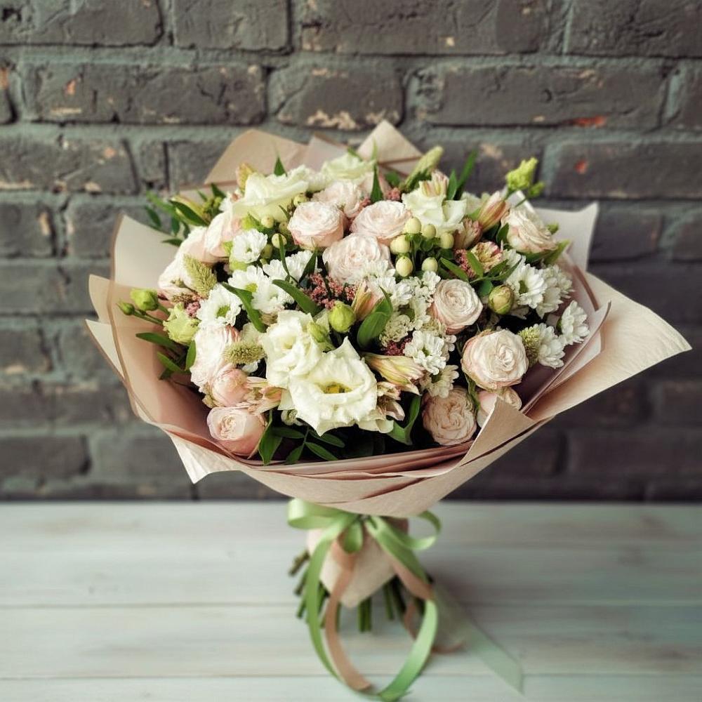 Букет цветов из: Альстромерии, Розы и Хризантемы в Шатрово