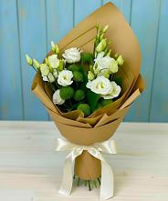 Букет цветов из:  Хризантемы и Лизиантусы #REPLACE_PRED# Шатрово