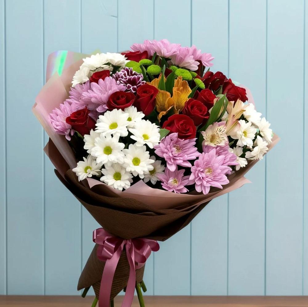 Букет цветов из: Розы, Хризантемы и Альстромерии в Шатрово