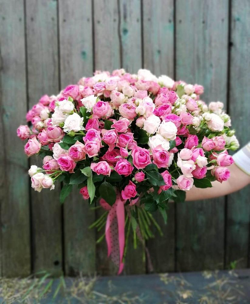 Букет Розовые кустовые розы Натали и Лав Лидия в Шатрово