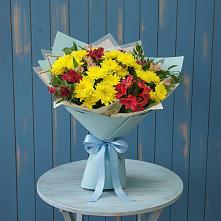 Букет цветов из:  Альстромерии и Хризантемы в Шатрово