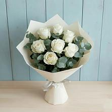 Букет Белые розы в Эвкалипте в Шатрово
